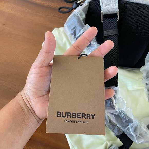 BURBERRY Light Pebble Grey Unisex Logo Applique Cotton Jersey Cannon Belt Pack - Picture 8 of 15